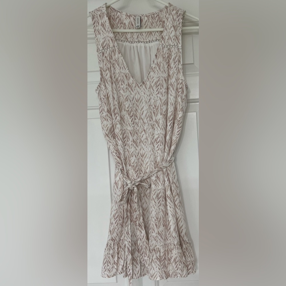✨Gentle Fawn Sleeveless Dress✨